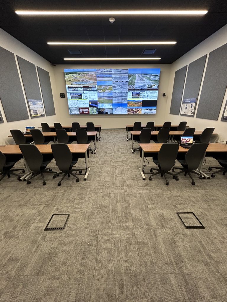 Computer Tables and Chairs from SMARTdesks