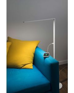 LADY7 LED Floor Lamp | USB Charger